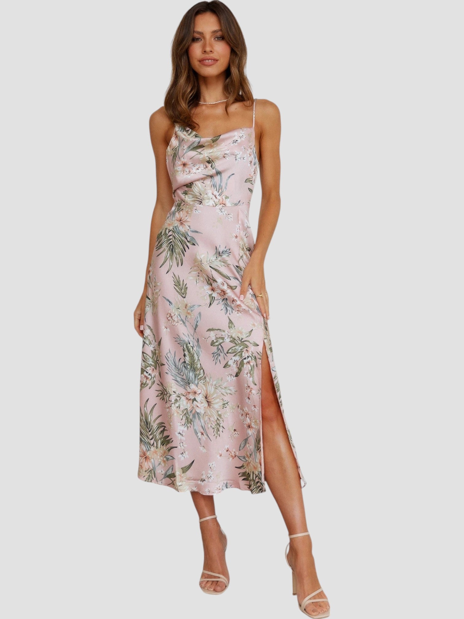 ELOISA | Klänning i blomstrande elegans