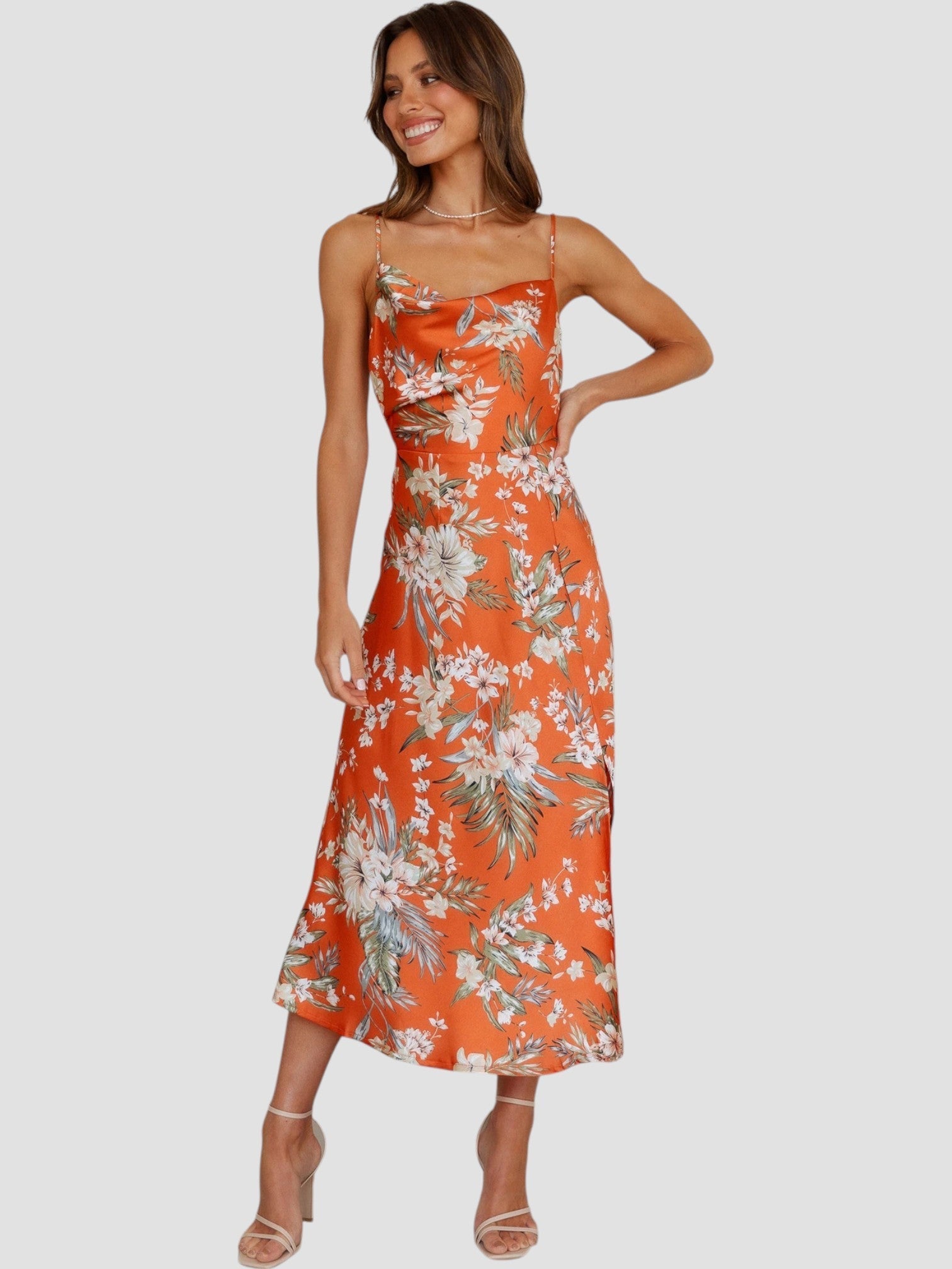 ELOISA | Klänning i blomstrande elegans