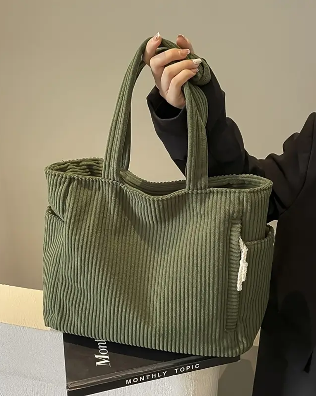LOUISE – Ribbad axelväska